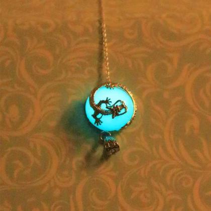 Dragon Glowing Necklace, Turquoise Glow Color,..