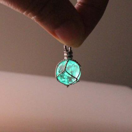 Turquoise Glowing Necklace, Birthday Gift, Gifts..